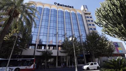 Sede del Banco Sabadell, en Barcelona.