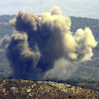 Imagen de una explosión tras el ataque de la aviación israelí.