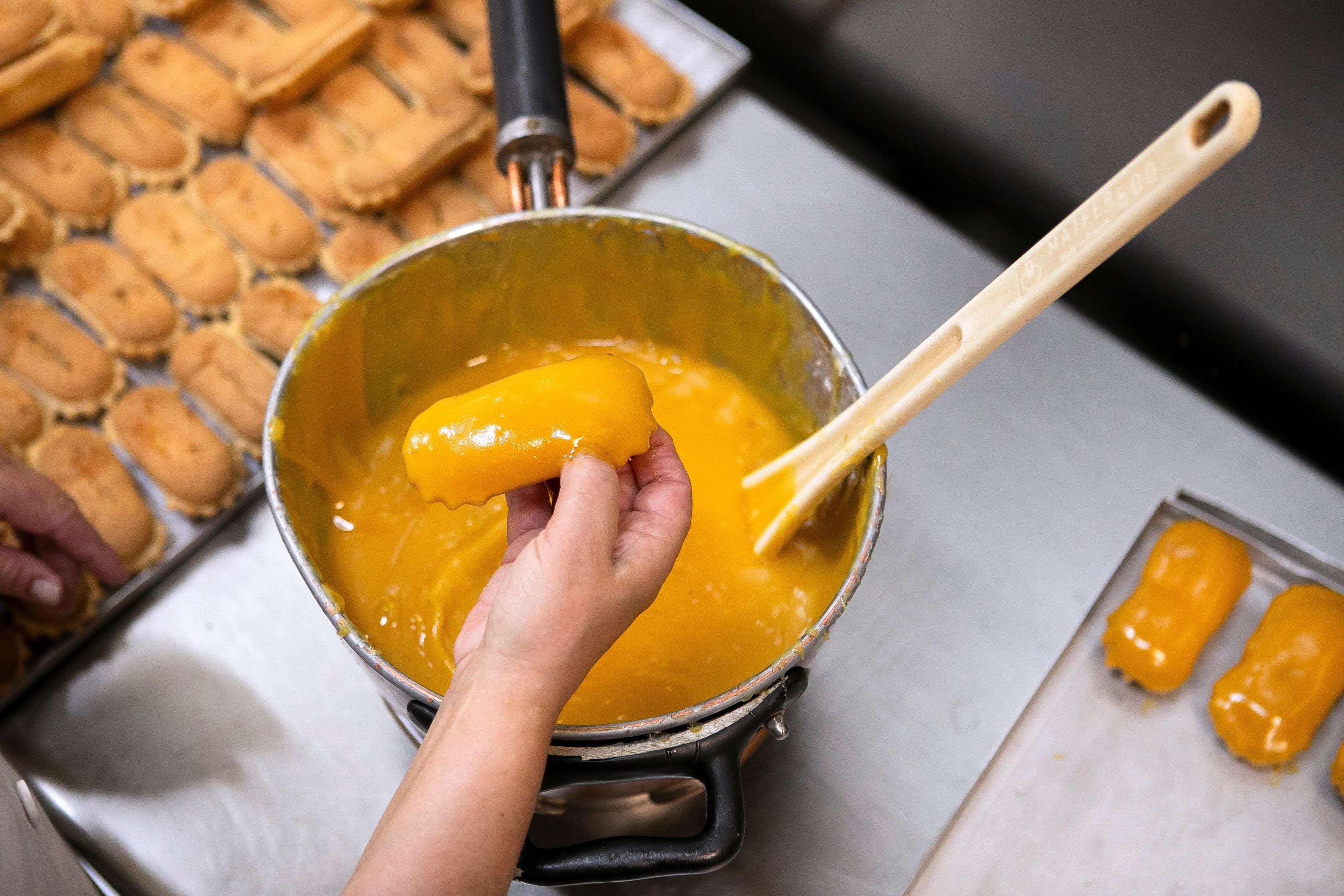 El baño de yema nos hace babear.