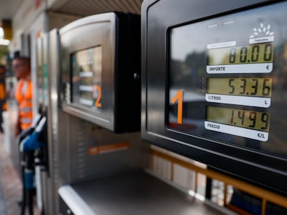 Vista de una gasolinera este jueves en Madrid.