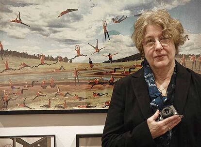 La artista estadounidense Martha Rosler, en su exposicin en Granada.