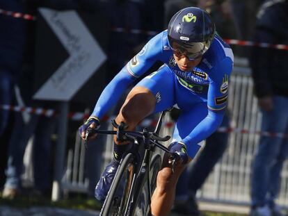 Colombia&#039;s Nairo Quintana pedals during the 7th stage of the Tirreno Adriatico cycling race, in San Benedetto del Tronto, Italy, Tuesday, March 14, 2017. (Dario Belingheri/ANSA via AP)