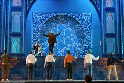 Un momento de los ensayos de <i>El asombro de Damasco,</i> en el Teatro de la Zarzuela.