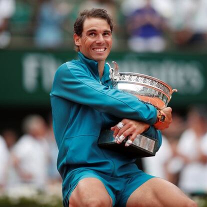 Rafa Nadal en Roland Garros 2018 ganó a Dominic Thiem por 6-4, 6-3 y 6-2.