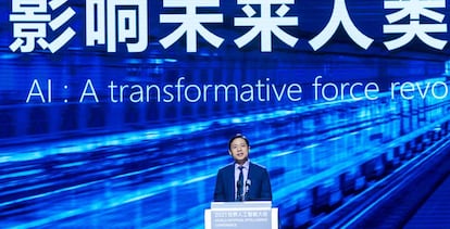 Robin Li Yanhong, presidente y consejero delegado de Baidu, en una imagen de archivo tomada durante la ceremonica de inauguración de la conferencia mundial de inteligencia artificial celebrada en Shanghái en 2021.