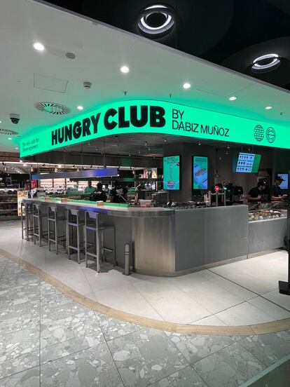 Imagen del Hungry Club, en la T4 Satélite del Aeropuerto Adolfo Suárez Madrid-Barajas. Fotografía proporcionada por Avolta.