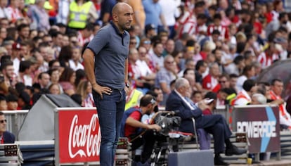 Abelardo Fern&aacute;ndez, en el partido contra el Atl&eacute;tico de Madrid. 