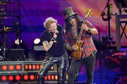 Axl Rose y Slash, durante un concierto de Guns N' Roses en el festival de Glastonbury en 2023. Foto: Yui Mok/PA Images via Getty Images