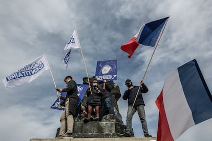 Manifestación en París el 20 de febrero contra la disolución de Génération Identitaire.