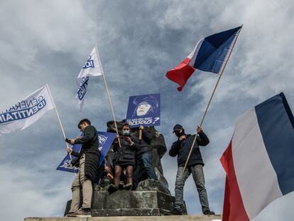 Manifestación en París el 20 de febrero contra la disolución de Génération Identitaire.