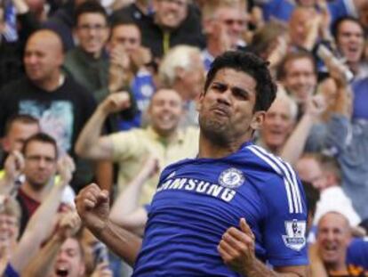 Diego Costa, del Chelsea, celebra un gol.