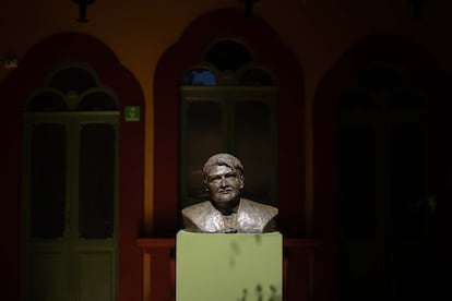 Un busto de José Alfredo, visto en la casa-museo José Alfredo Jiménez.