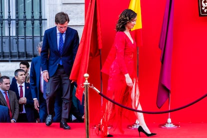 La presidenta regional madrileña, Isabel Díaz Ayuso, y el alcalde de la capital, José Luis Martínez-Almedia.