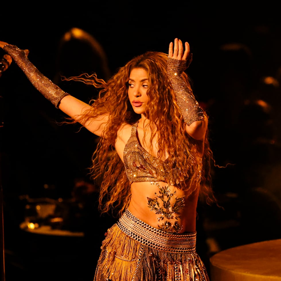 Shakira arranca en Río de Janeiro la gira mundial 'Las mujeres ya no lloran' | Cultura | EL PAÍS