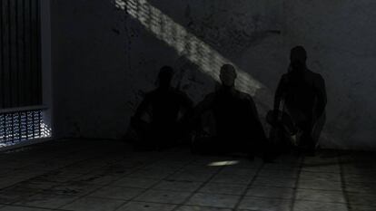 Escena de la visita virtual al interior de la prisión siria de Saidnaya