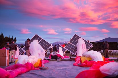 Google ha iniciado otra serie de pruebas de su proyecto para ofrecer Internet desde globos a gran altitud soltando un grupo desde Nueva Zelanda para estudiar su desplazamiento hacia Sudamérica.