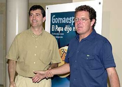 Juan Luis Cano y Guillermo Fesser, durante la presentacin de su libro.