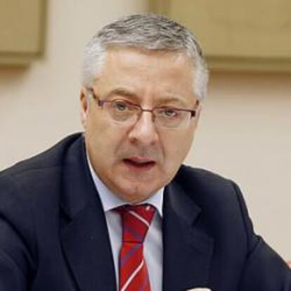 El ministro de Fomento, José Blanco, en el Congreso.