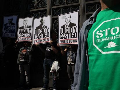 Protesta de la plataforma Afectados por la Hipoteca, ante el Banco de Espa&ntilde;a.