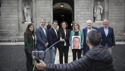 Foto de grup dels candidats a les eleccions municipals de Barcelona.