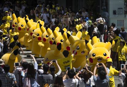 Un montón de Pikachus gigantes invadió la zona de Minato Mirai, en Yokohama, para atraer turistas. El más célebre de los personajes de la franquicia Pokémon toma las calles de Yokohama para exhibir su poderío.