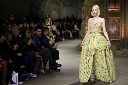 Desfile de la colección para la próxima primavera de la diseñadora Maria Grazia Chiuri para Dior, el 27 de septiembre en la semana de la moda de París (Francia).