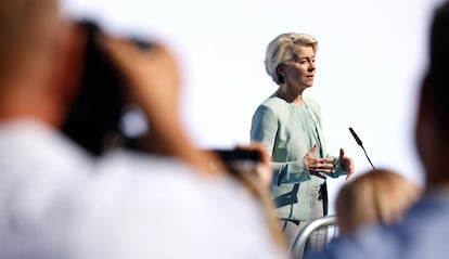 La presidenta de la Comisión Europea, Ursula von der Leyen, este jueves en Granada.