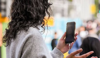 Videollamadas con un teléfono móvil.