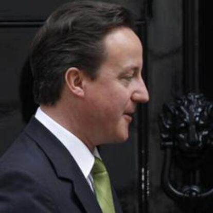 El primer ministro británico David Cameron junto con Herman Van Rompuy