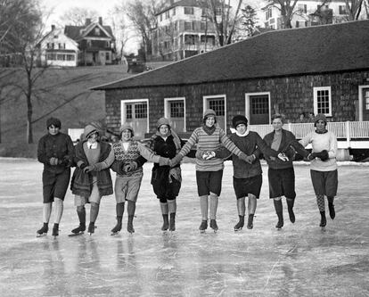 A group of Smith College students skate on the frozen pond on March 8, 1928.