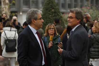 Artur Mas i Francesc Homs als voltants de l'Audiència Nacional per mostrar el seu suport als exconsellers del Govern de la Generalitat que compareixen davant de la jutgessa Carmen Lamela.