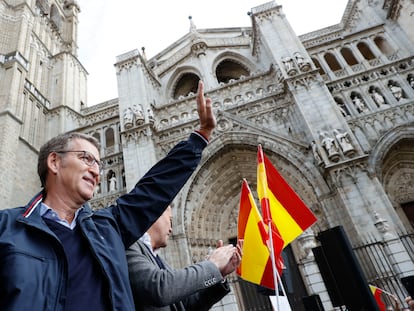 El presidente del PP, Alberto Núñez Feijóo, este domingo, en un acto de su partido en Toledo.