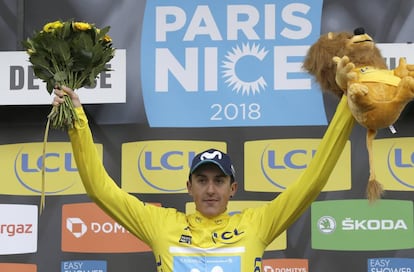 Marc Soler en el podio de la París-Niza