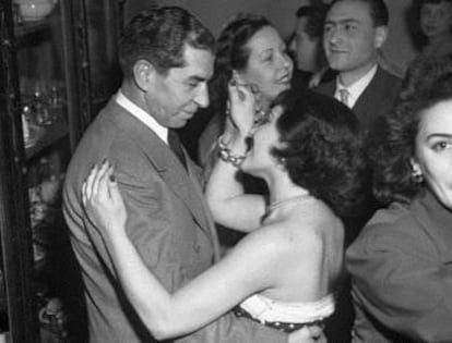 Lucky Luciano, durante un baile.