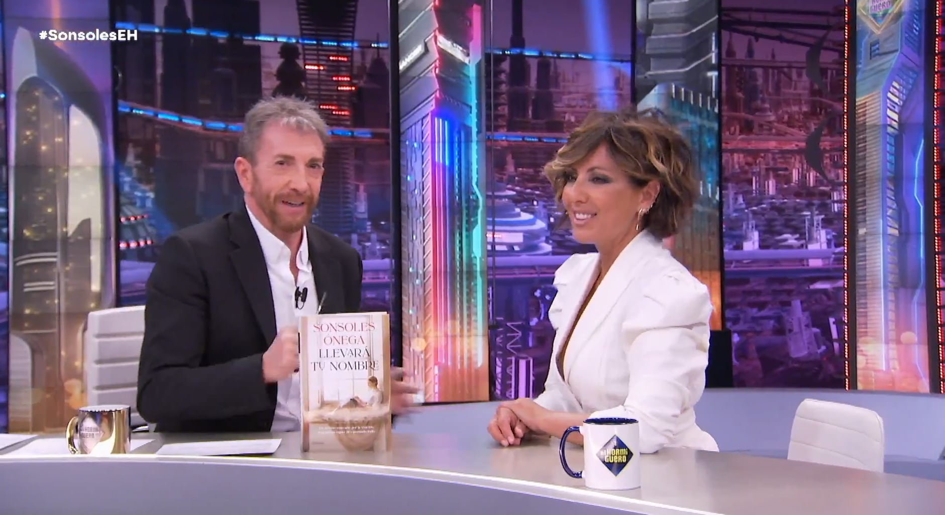 Pablo Motos y Sonsoles Ónega se disculpan tras afirmar erróneamente que los libros tienen el 21% de IVA: “Nadie comprobó el dato”