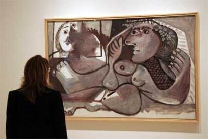 <i>Desnudo tumbado con corona de flores</i> (1970), de Picasso, procedente de una colección particular.