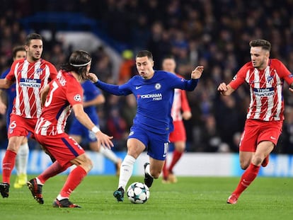 Hazard avanza entre Sa&uacute;l y Filipe.