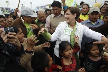 Susana Villarán, pictured with supporters in a Lima neighborhood in September 2010.