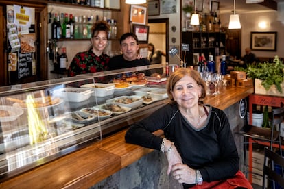 Melania Cascante, propietaria del bar de Villares.