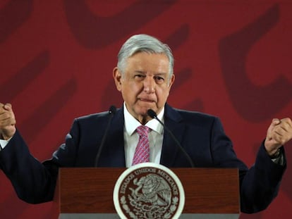 El presidente de México, Andrés Manuel López Obrador, habla durante una rueda de prensa matutina.