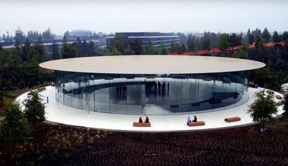 Este nuevo y flamante Steve Jobs Theatre es el lugar donde se celebrará la presentación