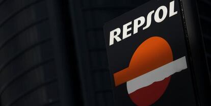 Logo de Repsol en una gasolinera madrileña.