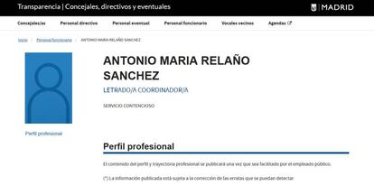 La página donde debería aparecer el perfil y trayectoria profesional del director general de Transparencia.