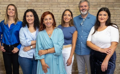 Foto de familia del equipo Agua y Sal Comunicación.