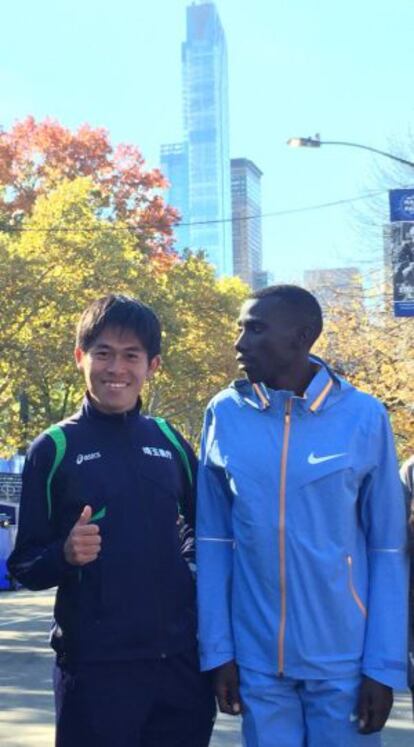 Kawauchi junto al keniano Biwott en Nueva York