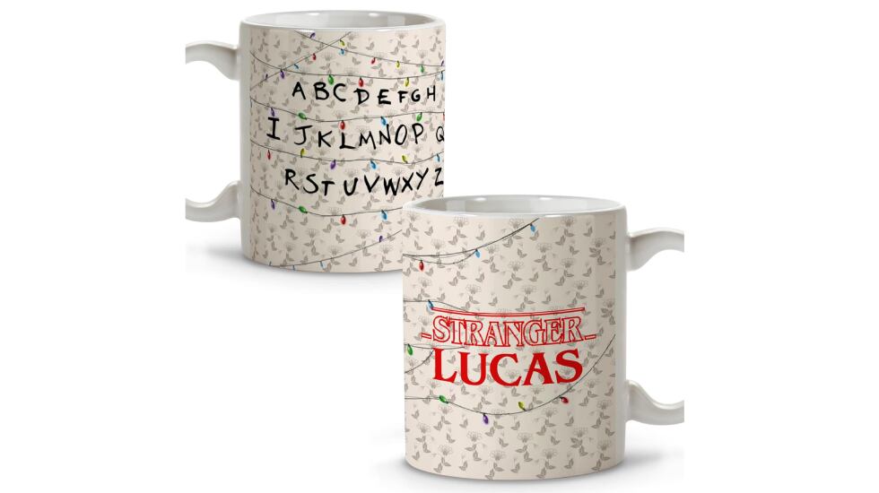 Taza personalizada con diseño de ‘Stranger Things’ (en varios colores).
