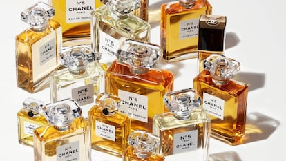 Frascos de la fragancia Chanel Nº5.