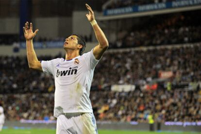 Cristiano Ronaldo celebra un gol ante el Hércules.