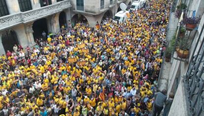 Una imagen de la concentración en contra de la suspensión en Girona.