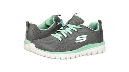 Uno de los colores en los que pueden encontrarse con descuento las deportivas 'Graceful Get Connected'. SKECHERS. 